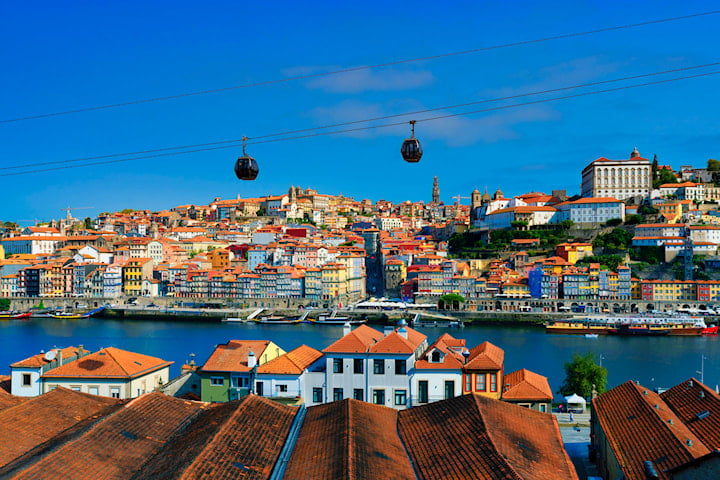 3 nätter för 2: Hotell och flyg till Porto i Portugal inkl. frukost