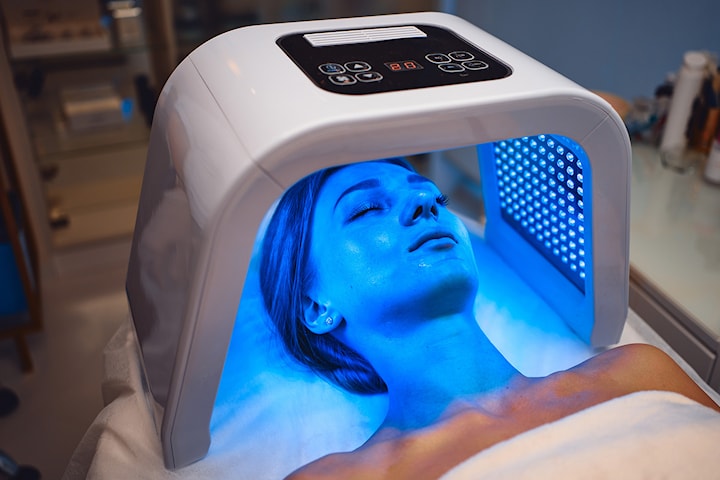 Omega light LED-terapi hos Yeraz Body Skönhetssalong