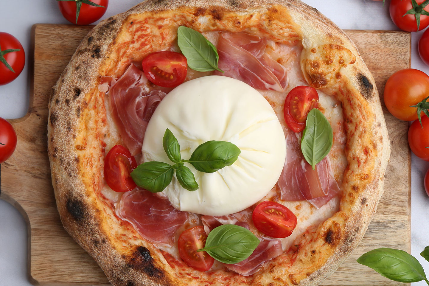 Valfri napolitansk pizza med el. utan dryck hos Café Piazza, Gamla Stan