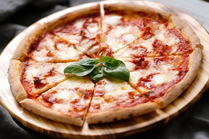 Stenugnsbakad pizza från Silverkråkans Pizzeria, Västra Frölunda