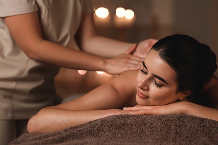 Avslappnande massage för rygg, halv- eller helkropp,  30 eller 60 min