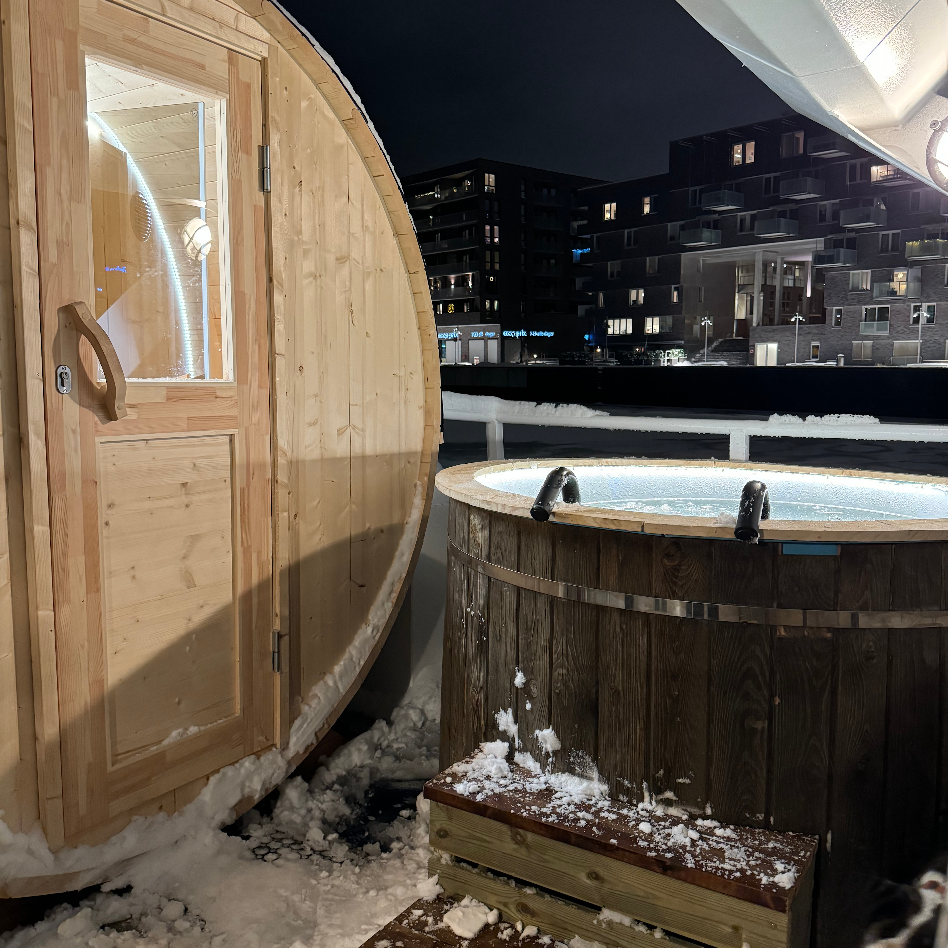 Offentlig eller privat badstue, med tilgang på lounge og servering på M/Y Spirit of Oslo (7 av 9) (8 av 9)