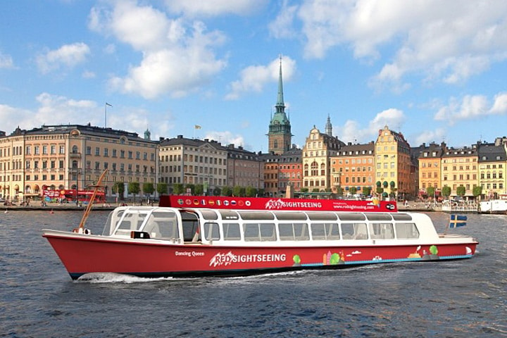 Upplev vackra Stockholm med en Hop-On Hop-off tur