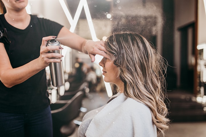 Balayage, klippning & hårinpackning hos Roya Beauty Salon i Solna