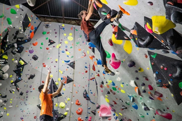 Bouldering för 1-4 personer hos Klättercentret i Partille