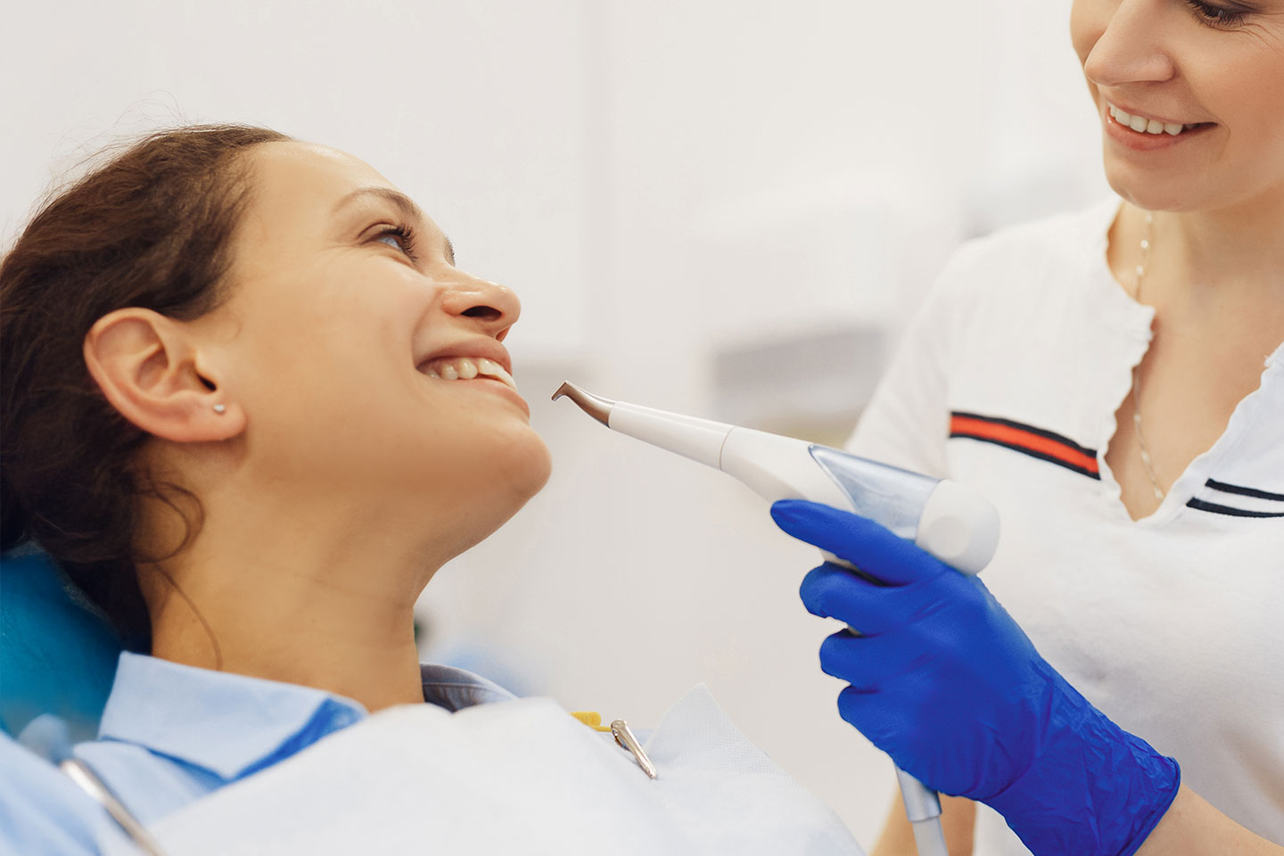 Tandundersökning inkl. Airflow hos Flemingsbergs Tandvård