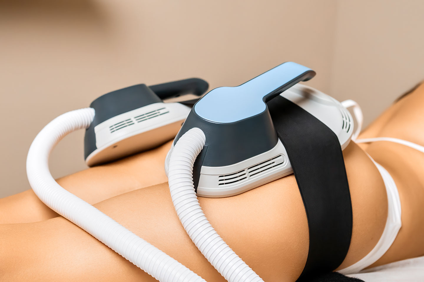 EM-Sculpt hos Tota Estetiska Klinik på Kungsholmen