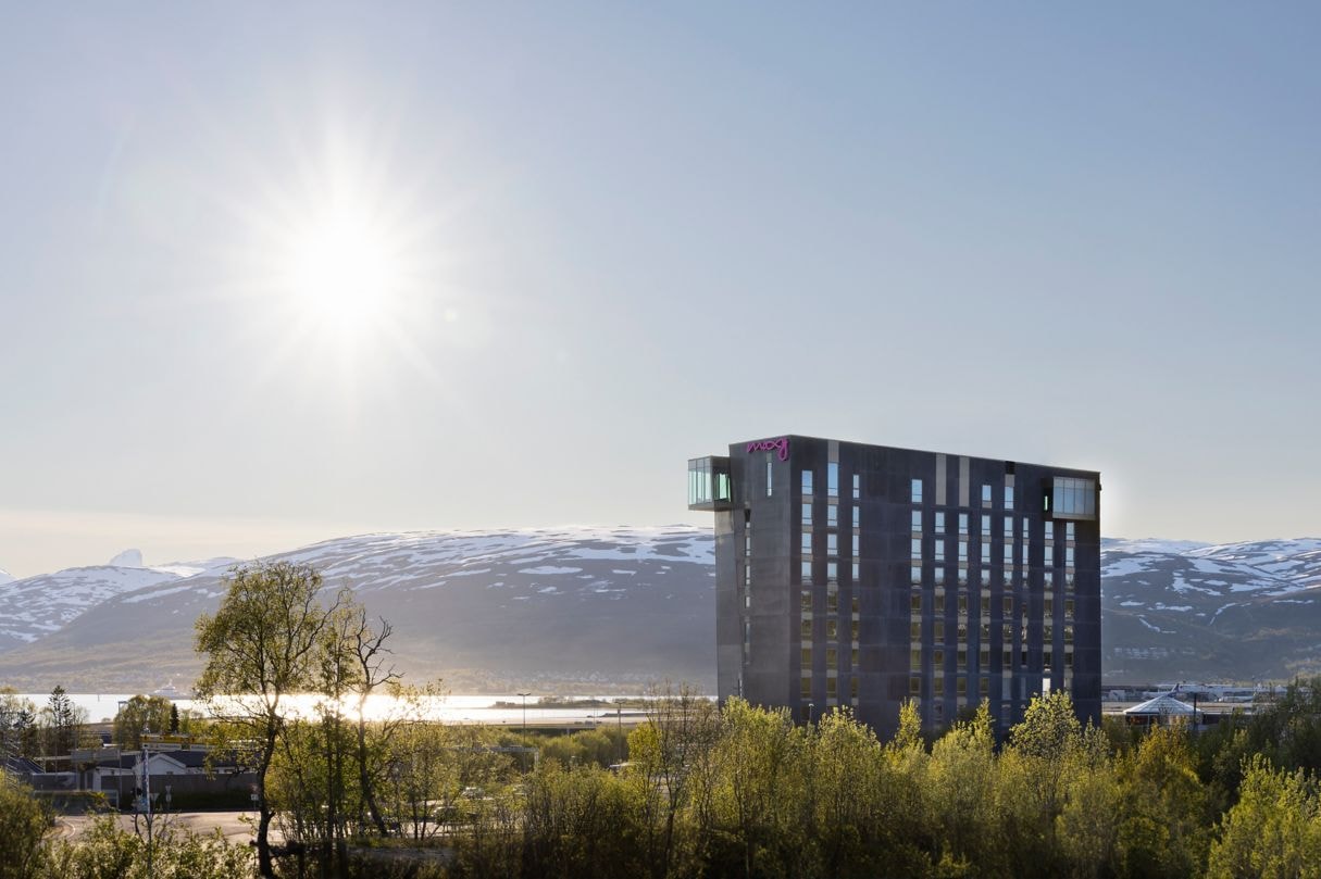 Overnatting for to personer hos Moxy Hotel Tromsø, inkl. frokost (8 av 13)