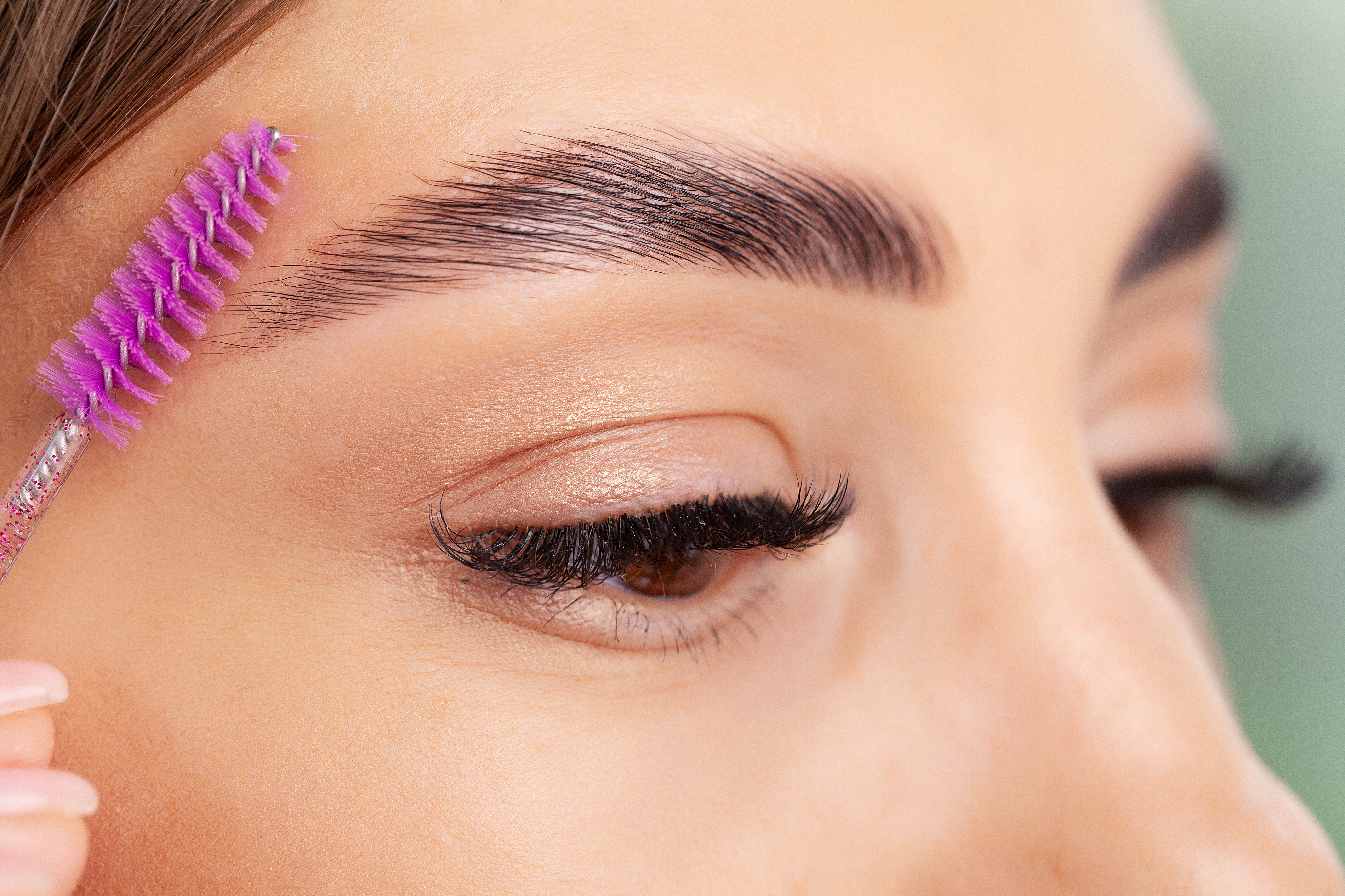Lash lift eller brow lift hos Salong Parallell i Kungsbacka
