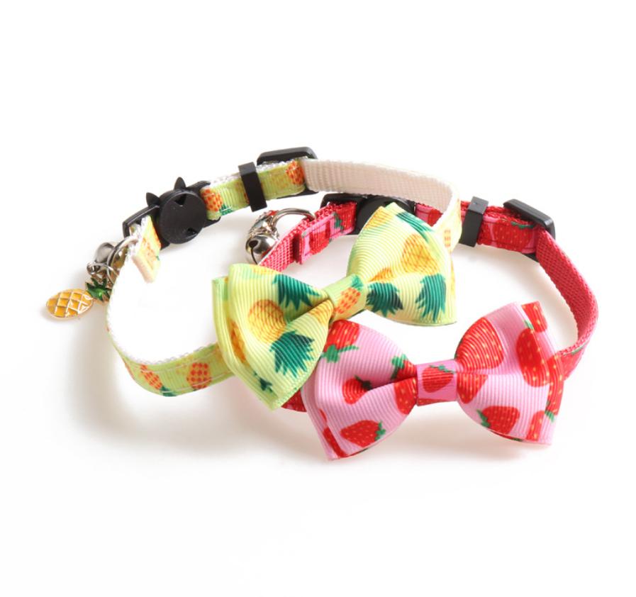 Product Image for Gulligt halsband med olika frukter & rosett samt bjällra