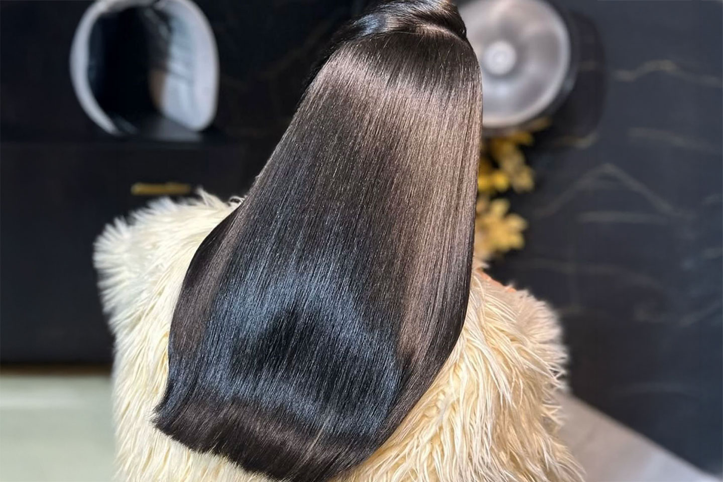 Klippning med eller utan keratinbehandling hos OSHA's i Gävle