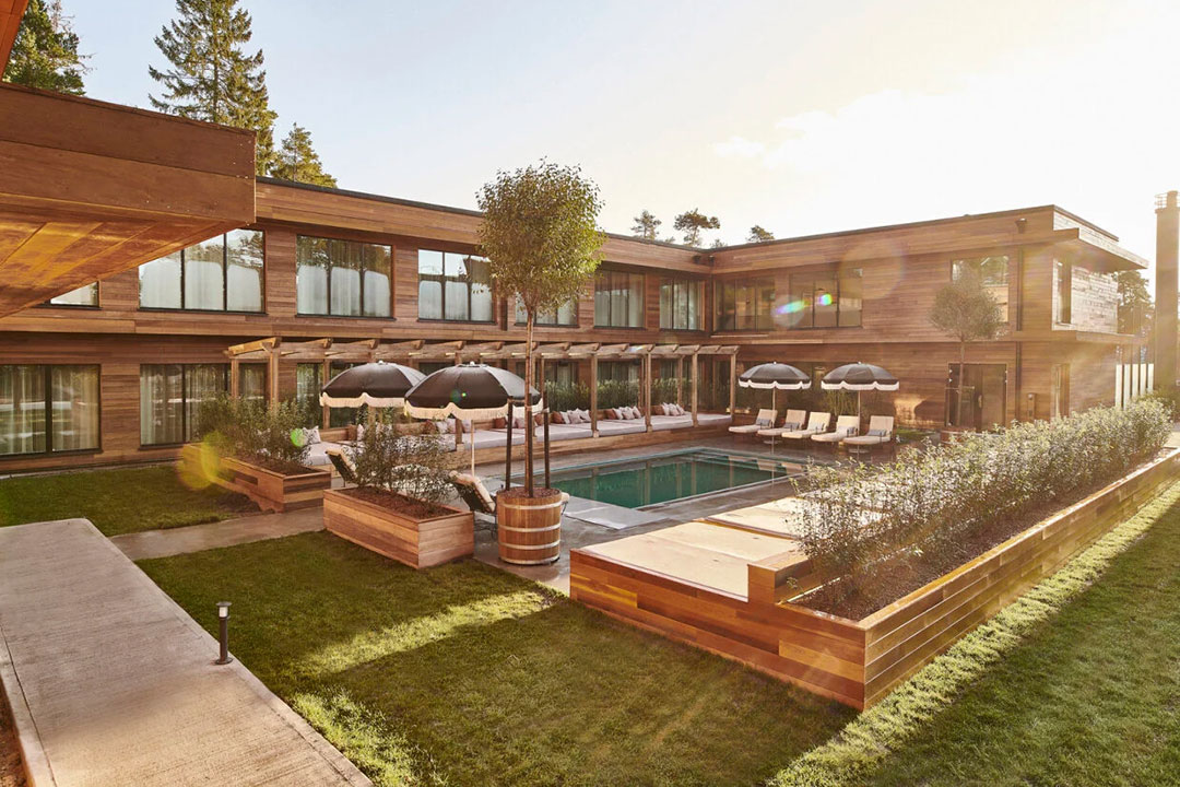 1 natt för 2 med spaentré och frukost på Ellery Beach House