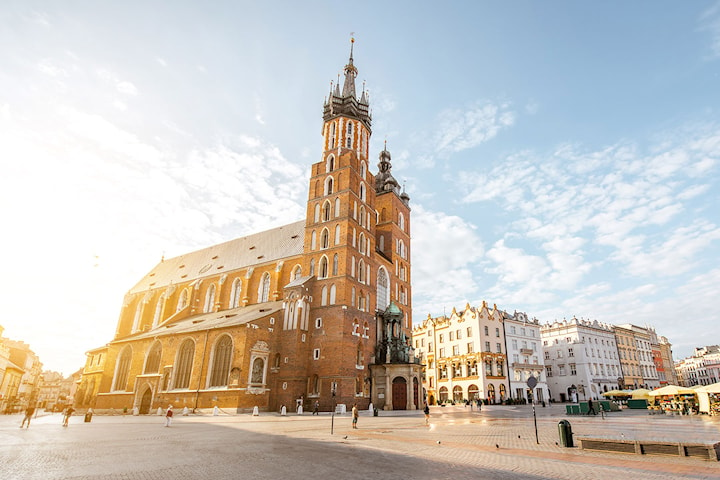 Flyg och hotell från Stockholm till Krakow i Polen: 2 nätter för 2 personer
