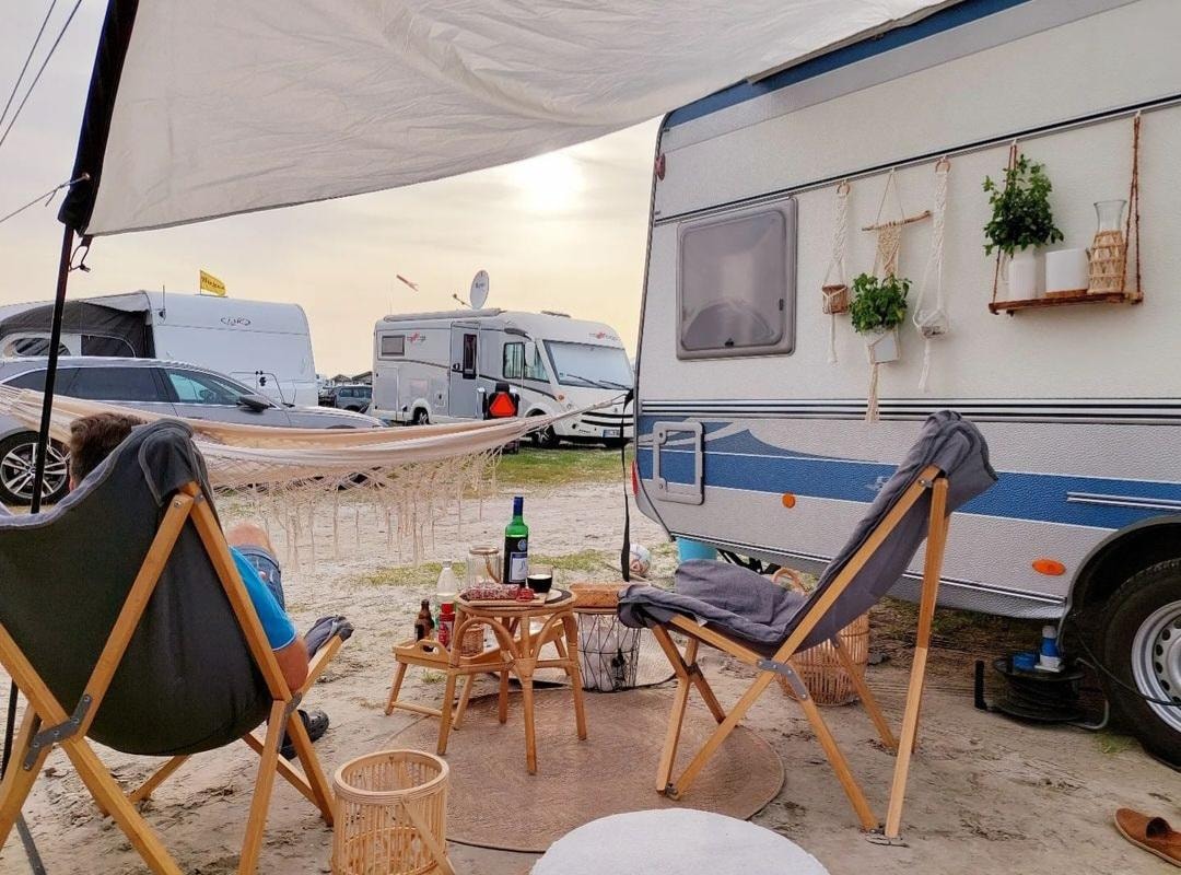 Camping 1 natt inkl. brunch på Surfviken för upp till 4 personer (6 av 14)