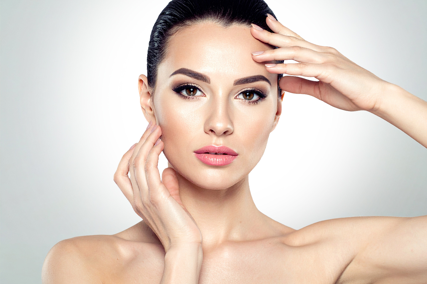 Avansert Microneedling RF eller Carbon Peel med laser hos Helse og skjønnhet Sandvika