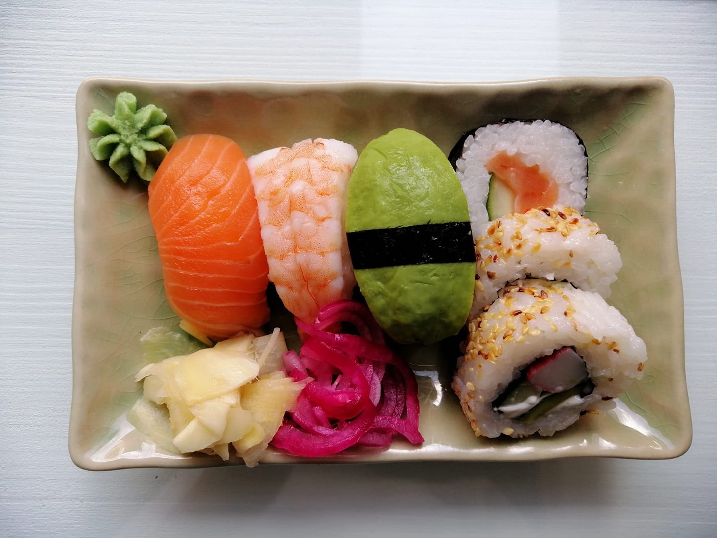 10 bitar sushi från Tabeilu sushi i Vasa (2 av 4)