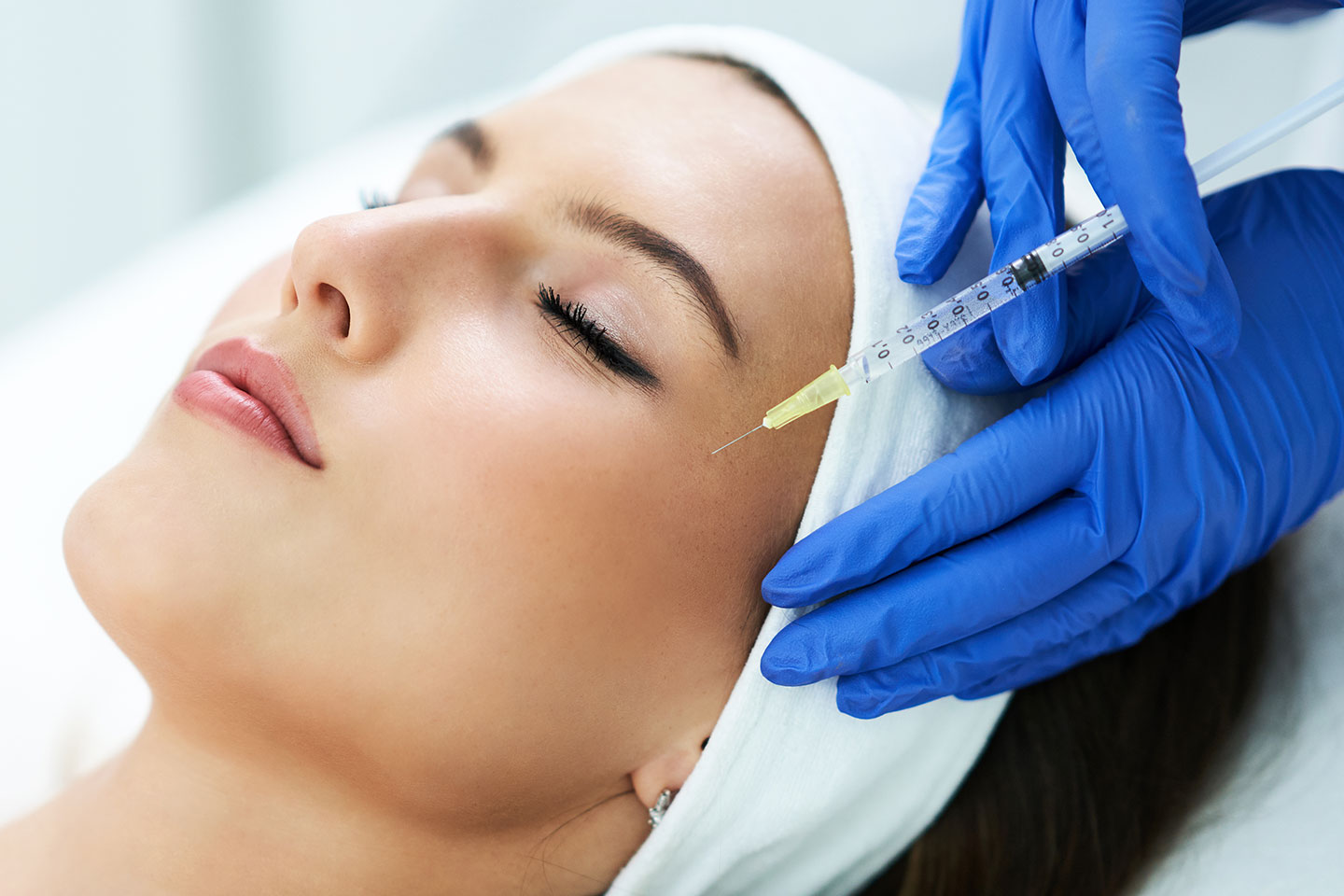 Fillers 1,1 ml för haka, kinder eller käkben i Kortedala