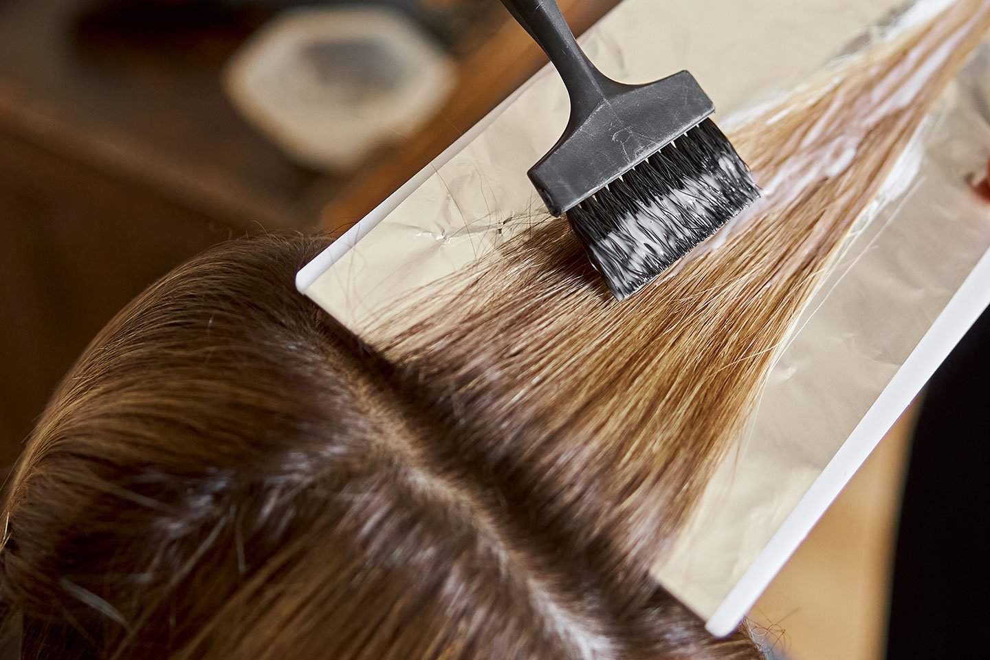 Klipp med eller utan slingor hos Pinchers Barber Shop vid Järntorget