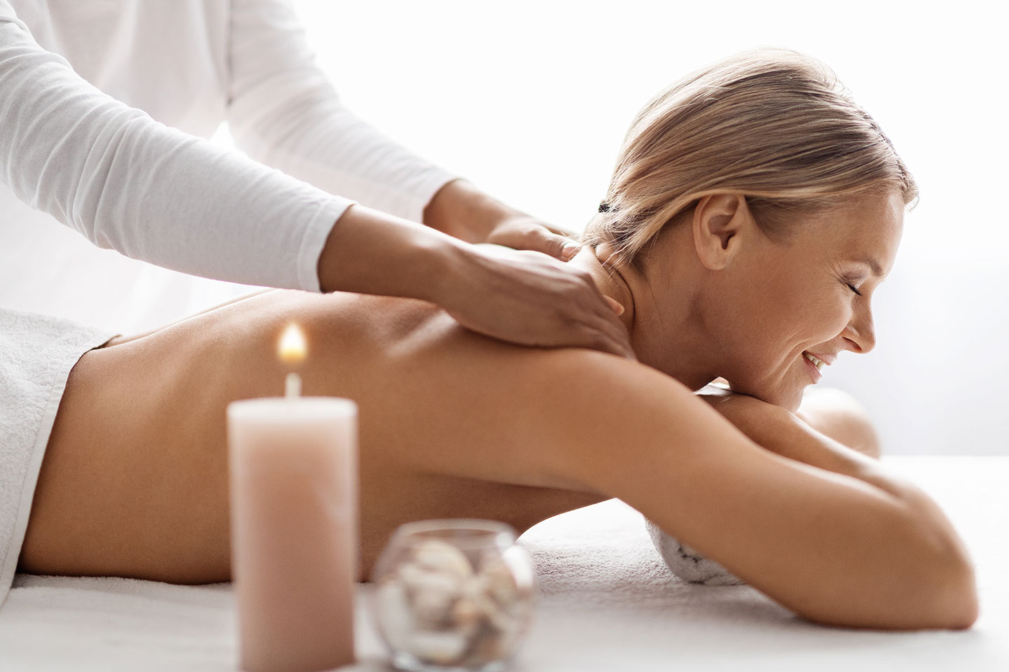 Idrottsmassage, Klassisk eller Ryggmassage 60 min vid Domkyrkan