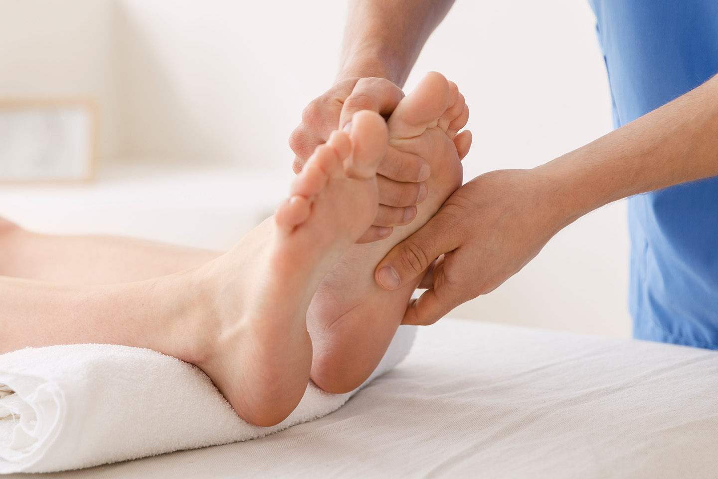 50 minuters medicinsk fotvård hos Fottjänst i Linné