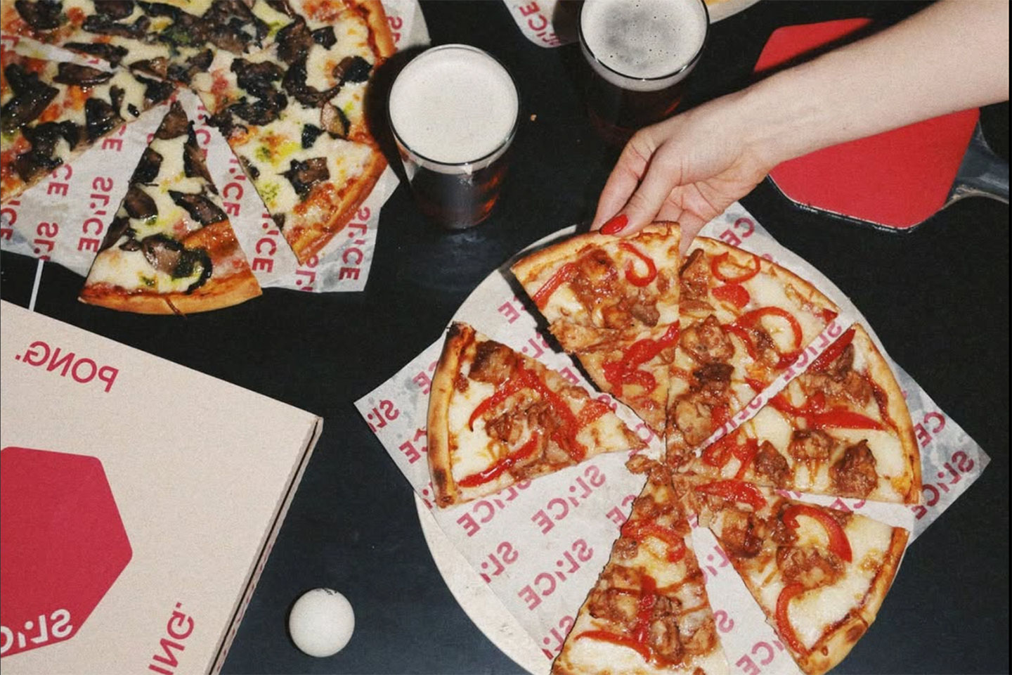 Pizza och Pingis 90 minuter hos SLiCE