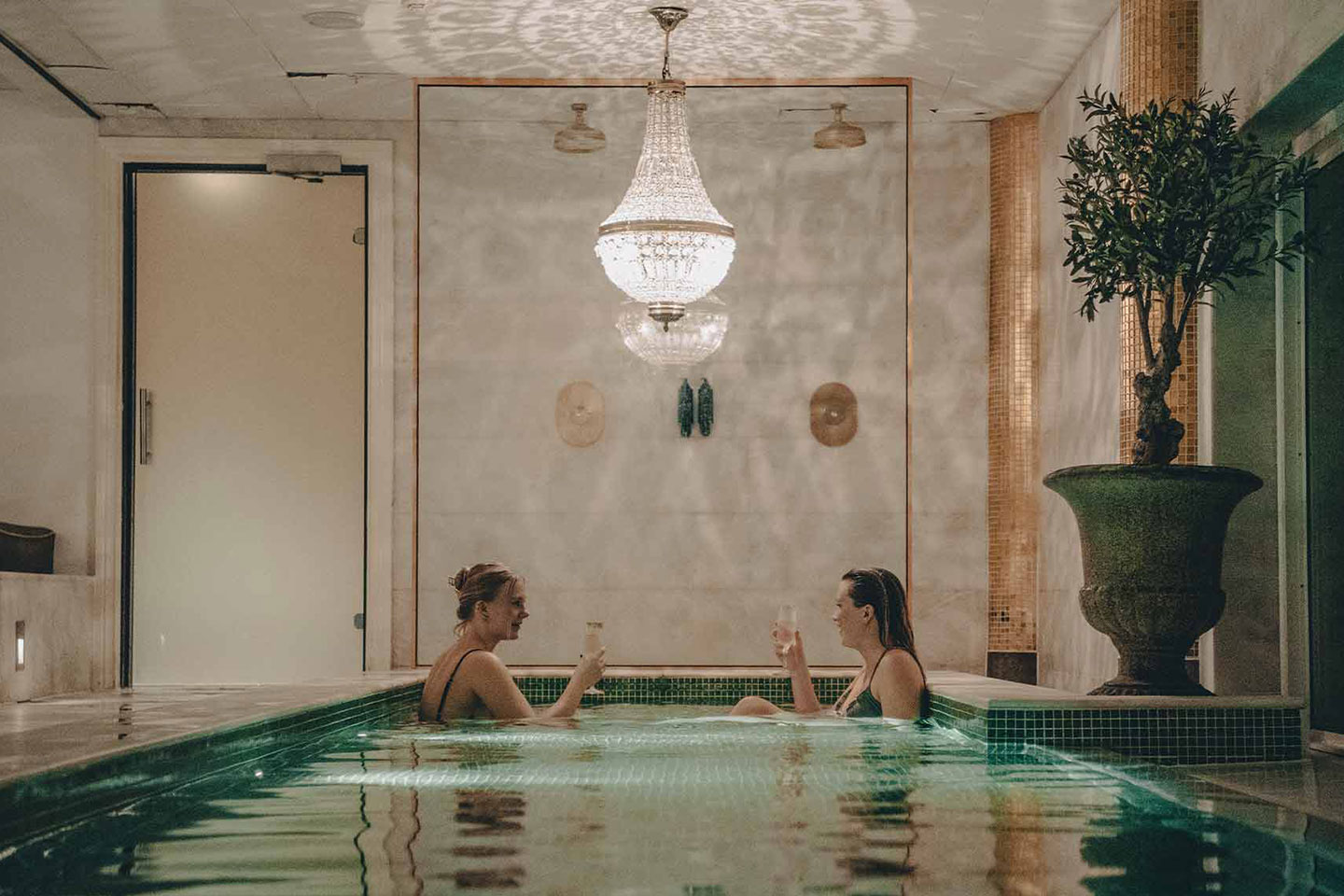 Dagspa inkl. Ivory spa-ritual och pool club på Falkenberg Strandbad