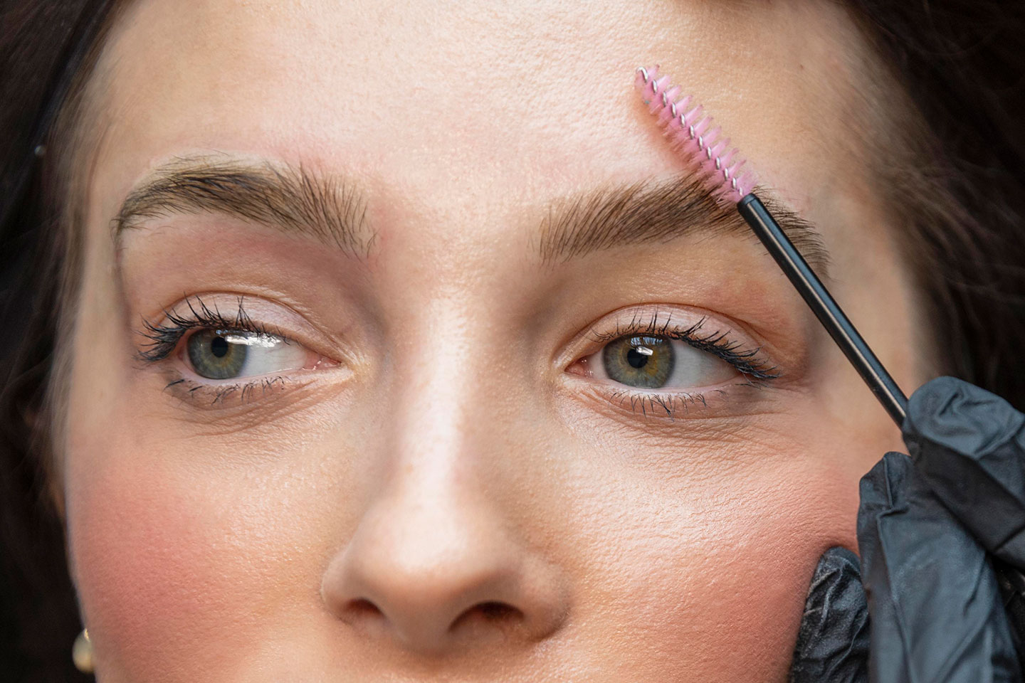 Lash lift, Brow lift eller Kombo med keratin och färg i Sollentuna