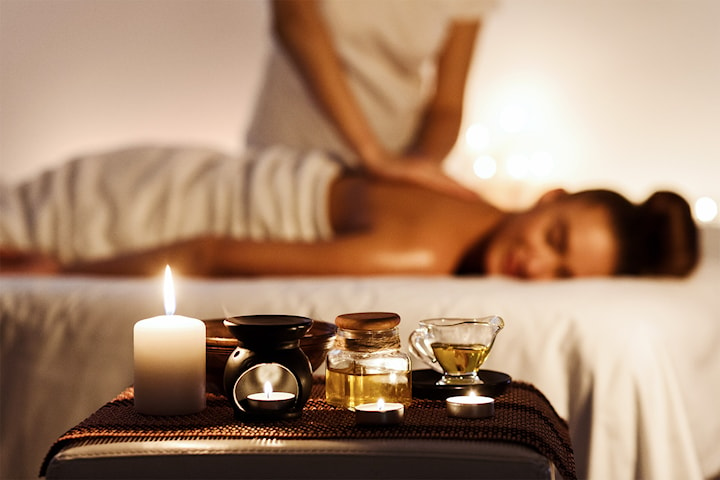 30, 55 eller 85 minutter aromaterapi massasje med olje hos Molens Thai-massasje