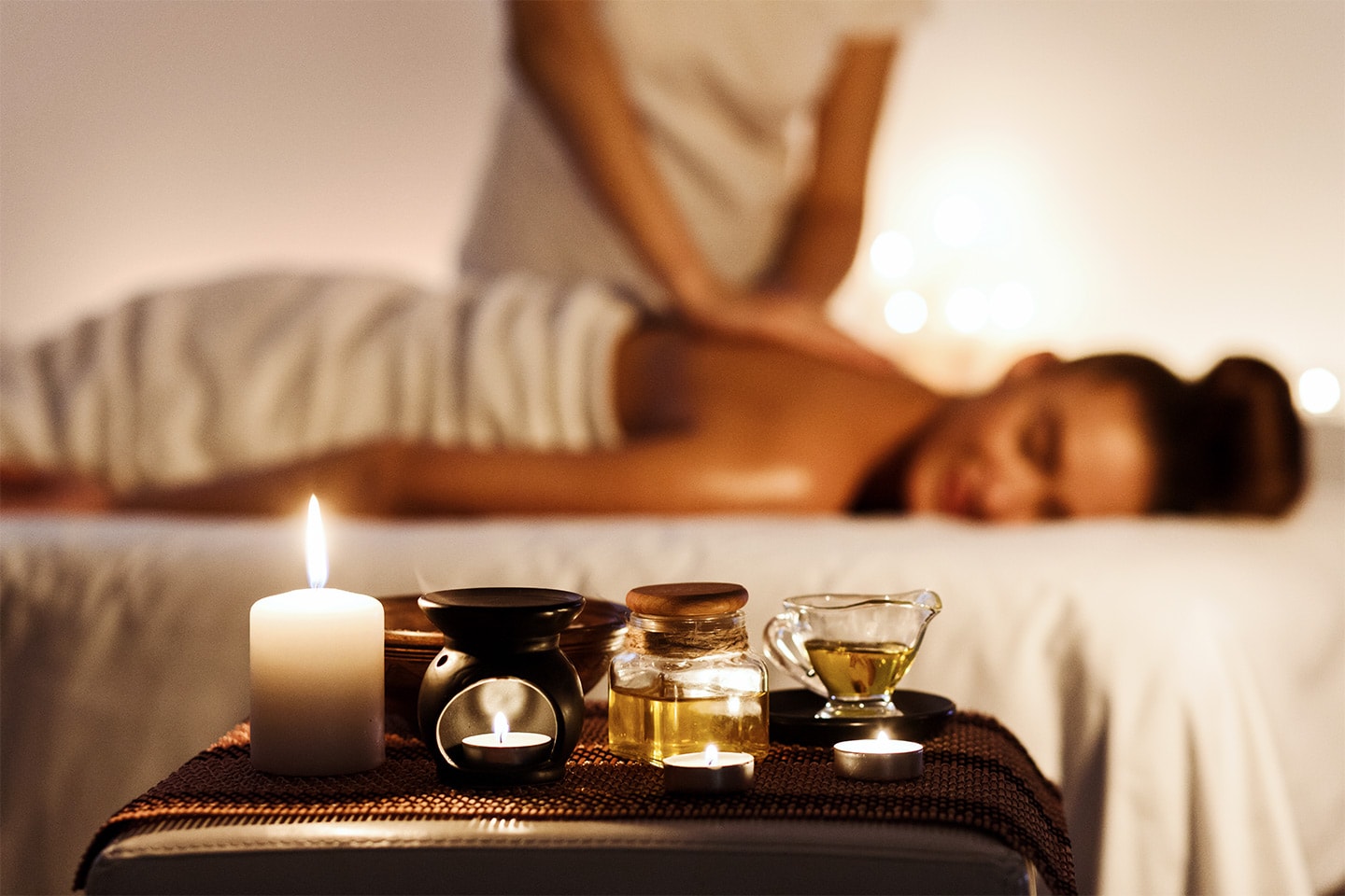 30, 55 eller 85 minutter aromaterapi massasje med olje hos Molens Thai-massasje (1 av 13)