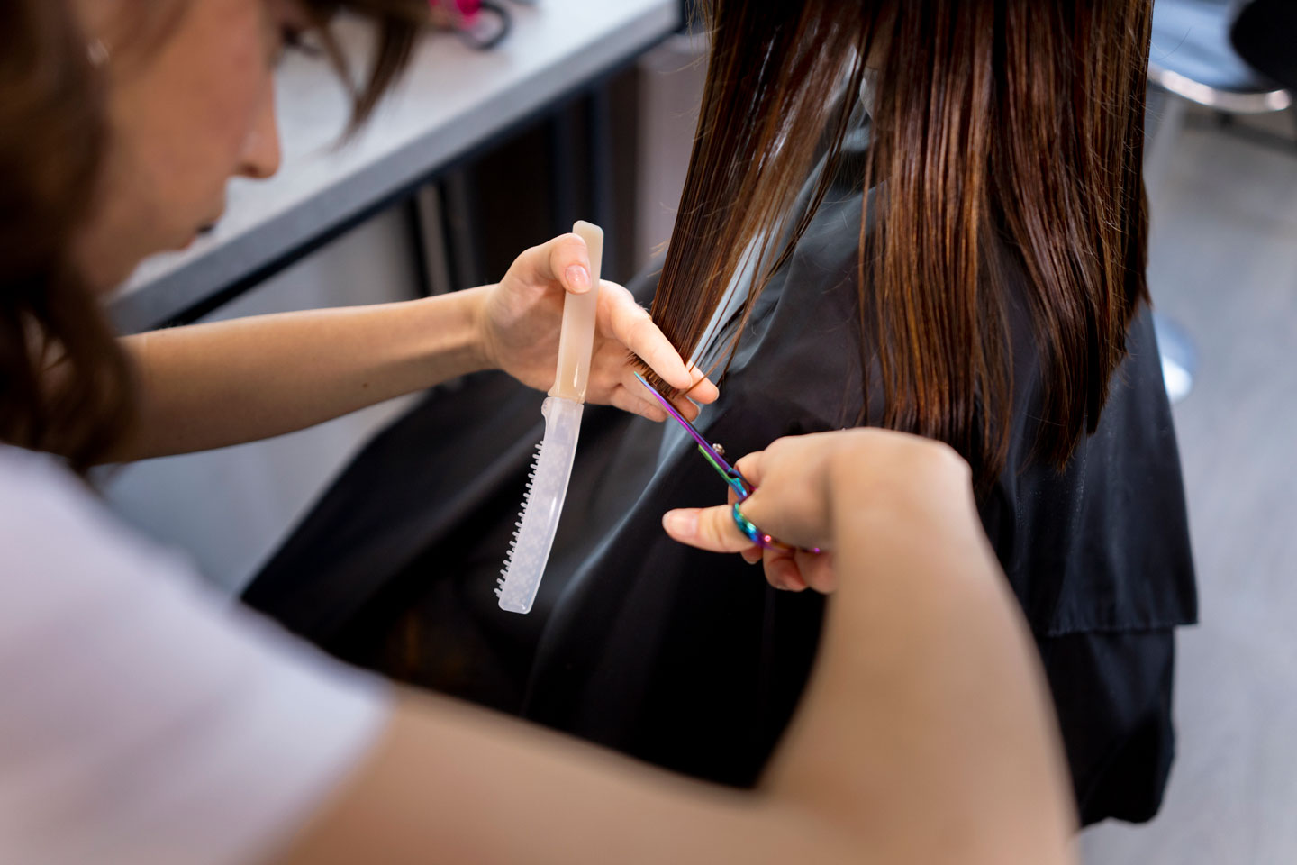 Klipp med eller utan färg/slingor vid Domkyrkan