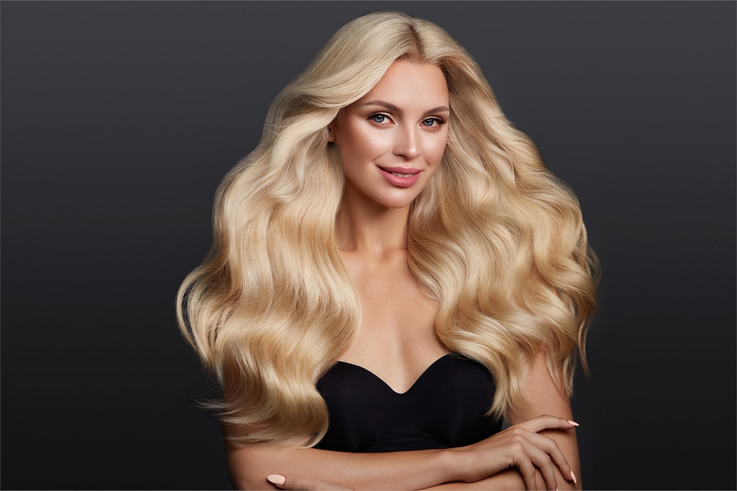 Volum og langt hår med hår extensions hos La Diva Beauty (1 av 8)