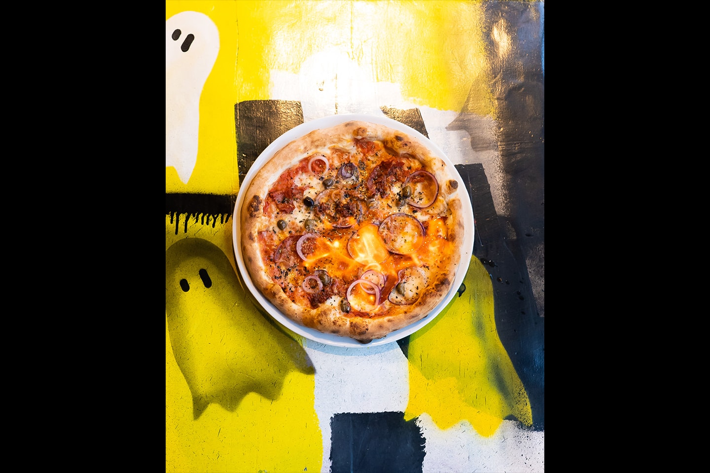 Nyt en deilig valgfri autentisk italiensk pizza hos Ghost på Majorstuen (4 av 8)