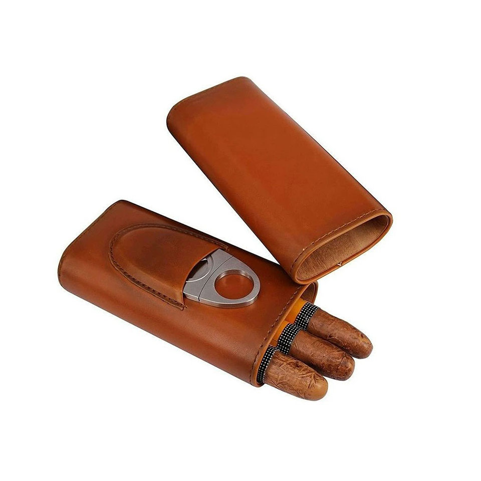 Cigarrfodral med fack för cigarrcutter