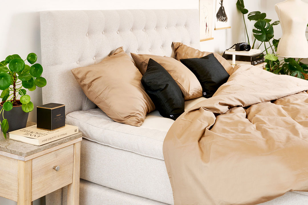 Zebra Collection - Brännö kontinentalsäng med eller utan gavel