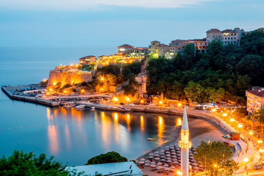 1 uke for 2 personer til Ulcinj i Montenegro inkl. fly, hotell, frokost og middag (2 av 8)
