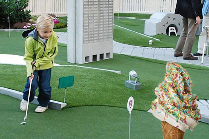 Minigolf och mjukglass inkl. valfritt strössel hos Malmö äventyrsgolf