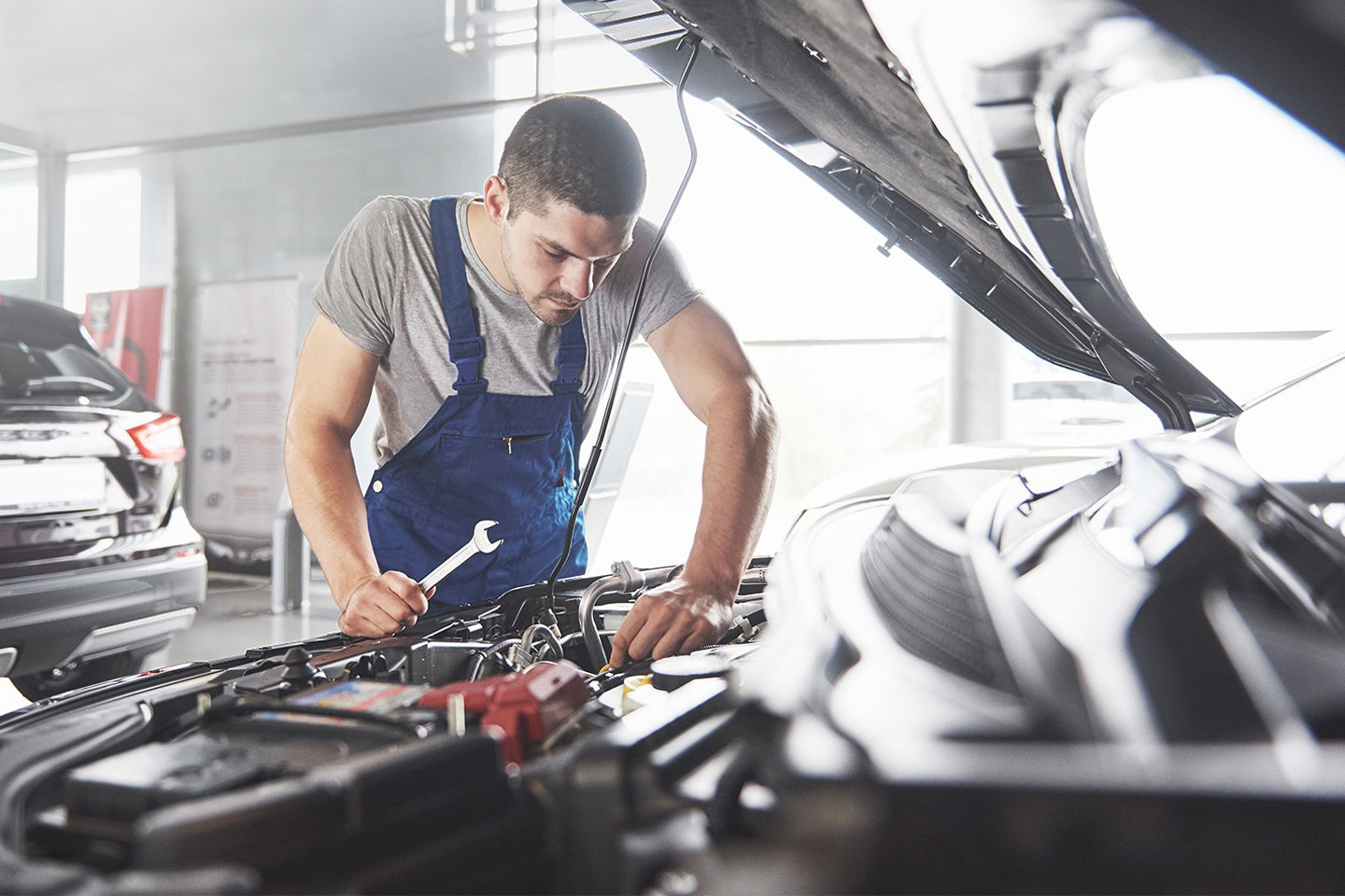 EU-kontroll for alle bilmerker hos Økonomi Bilverksted