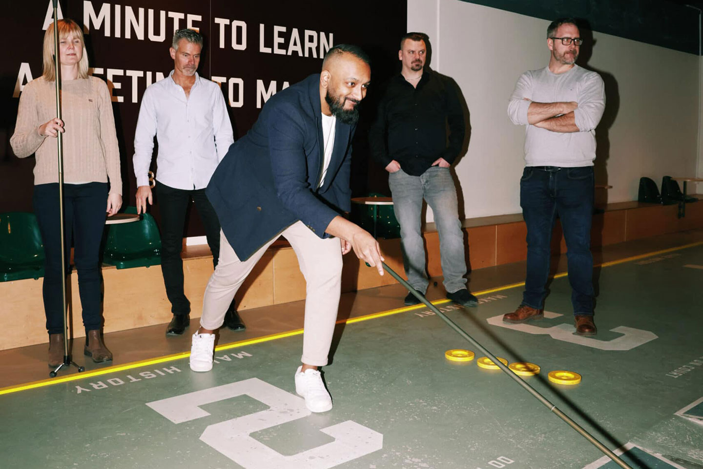 Ost- & Charkbricka med Deck Shuffle 90 minuter hos Bermuda